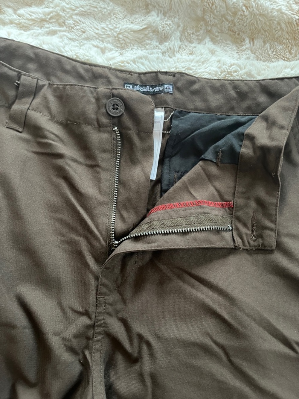 Quiksilver Men's Brown Flat Front Shorts - Picture 4 of 7